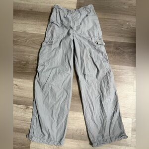 Aeropostale Light Gray Cargo Pants